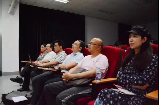 美国福德汉姆大学终身教授兰斯·斯特拉特赴华师大yl23411永利集团做讲座